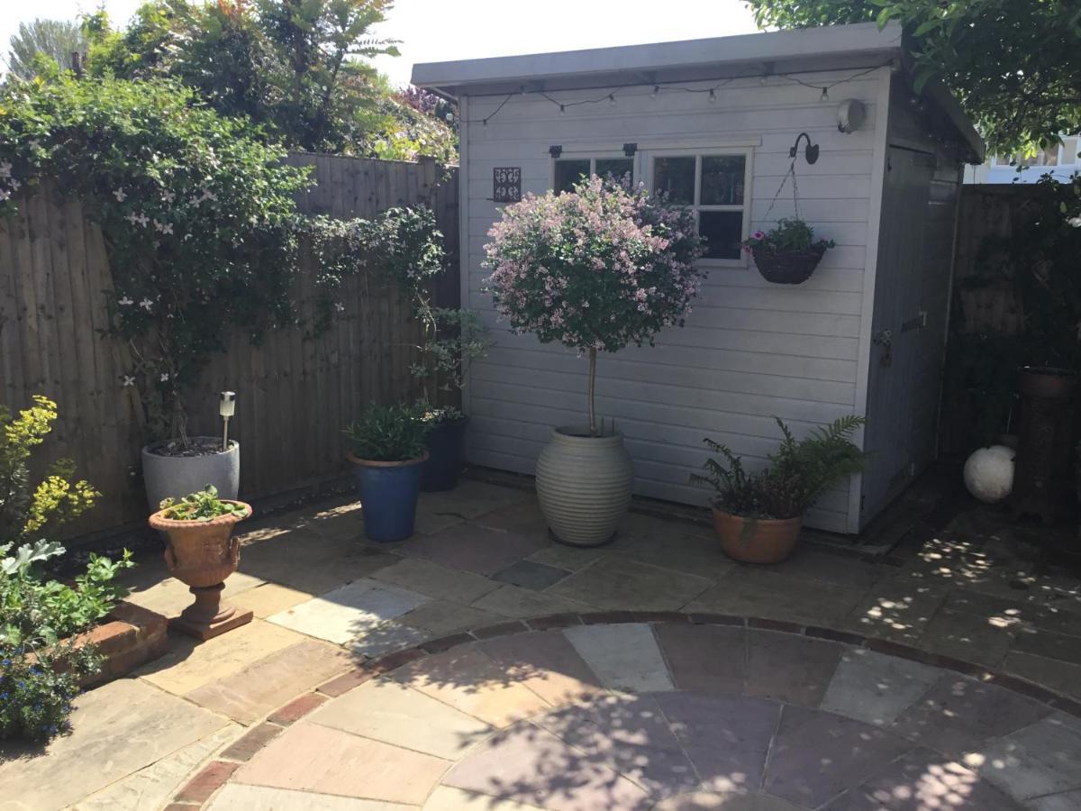 Number 19 B&B Chichester Exterior photo