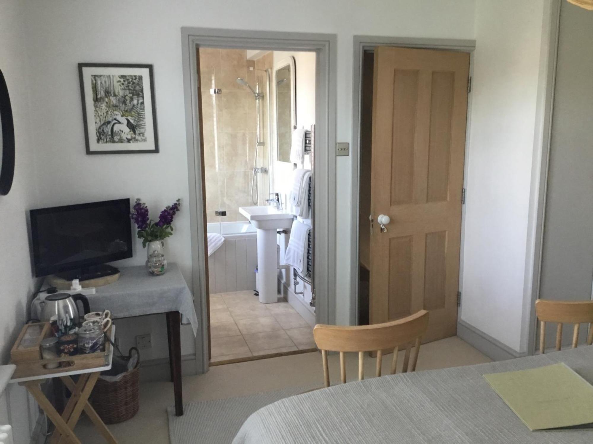 Number 19 B&B Chichester Room photo